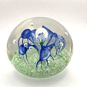 Art Glass Paperweight Vtg Elegant Cobalt Blue Flower Green Controlled Bubbles